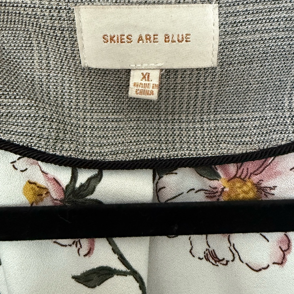 Skies Are Blue Gray Blazer - Picture 5 of 5